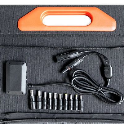 USBの出力が付いているモノラル太陽電池の携帯用太陽電池パネル200Wの折り畳み式の太陽電池パネル