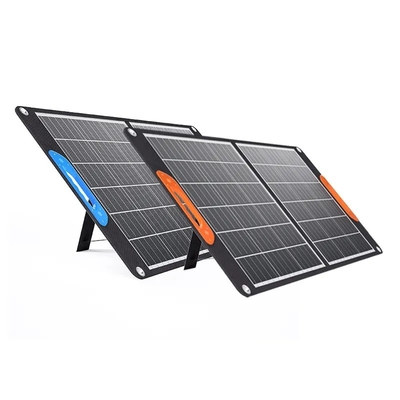 屋外のキャンプのための60W 100W 150Wの携帯用折る太陽電池パネル200W