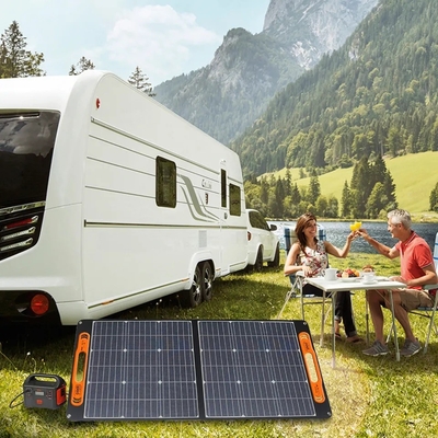 屋外のキャンプのための60W 100W 150Wの携帯用折る太陽電池パネル200W